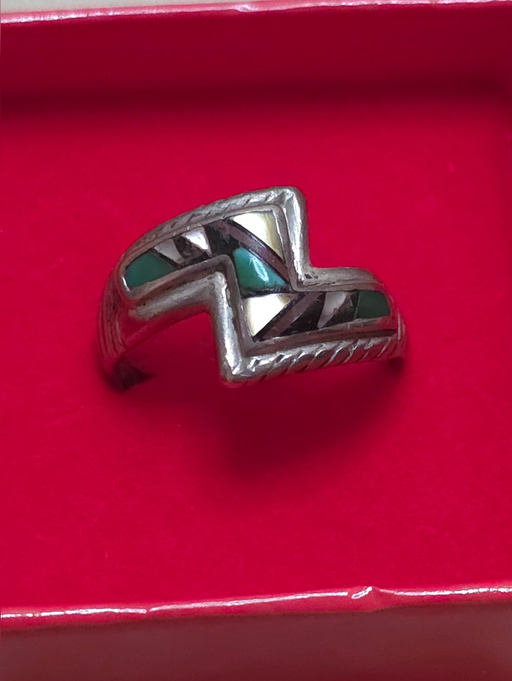 VINTAGE NATIVE AMERICAN NAVAJO STERLING SILVER RING SIZE 10 LOOKS LIKE ZUNI